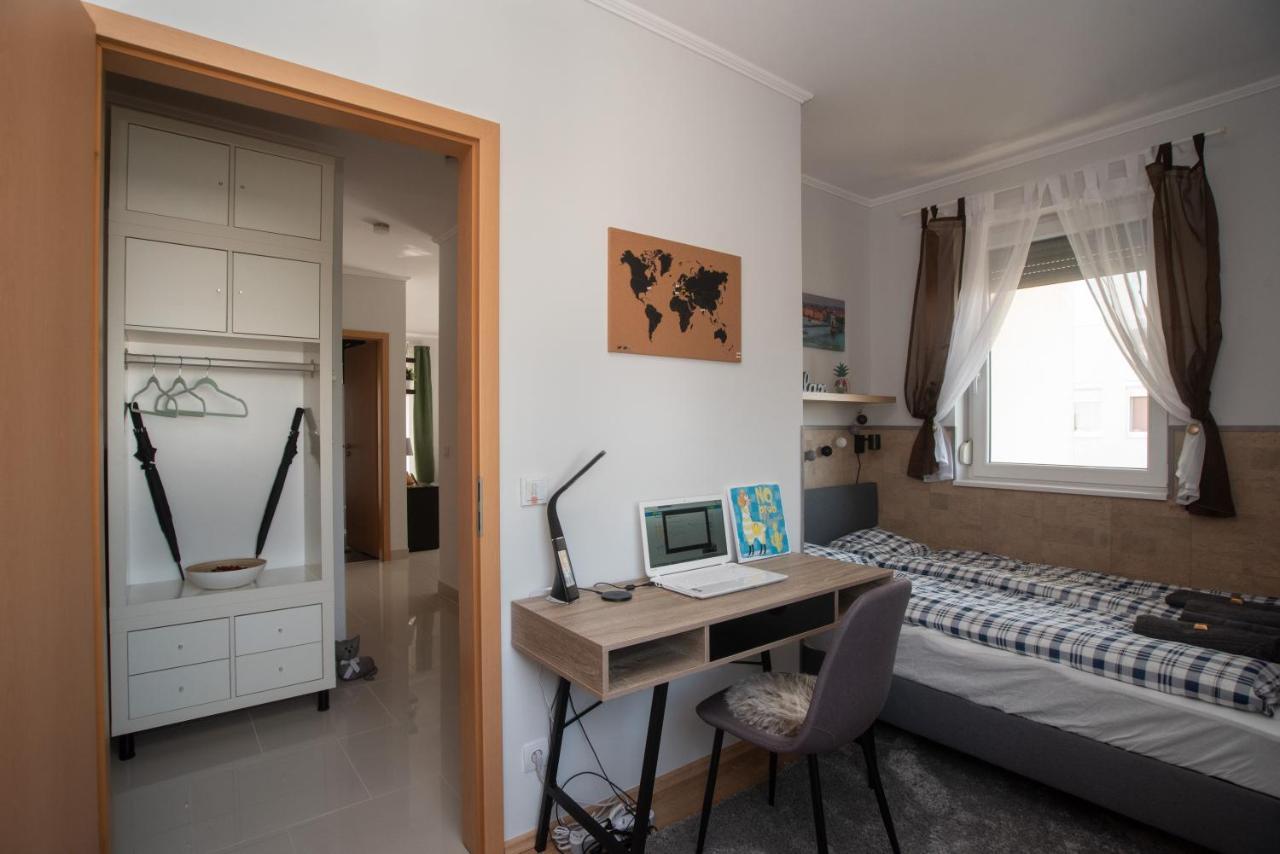 Sunny Home Near Bud With 2Br, Ac And Free Parking Vecsés Εξωτερικό φωτογραφία