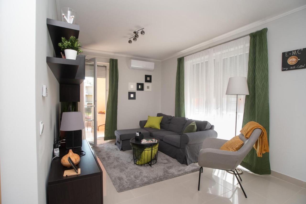 Sunny Home Near Bud With 2Br, Ac And Free Parking Vecsés Εξωτερικό φωτογραφία